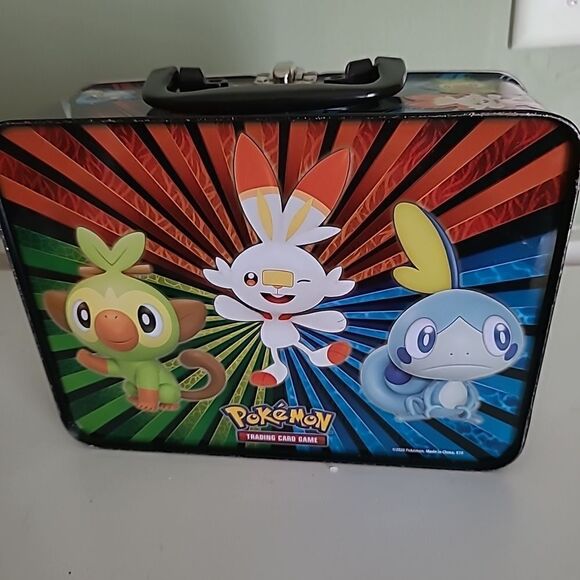 Pokémon Trading Card Tin Box - Picture 7 of 9